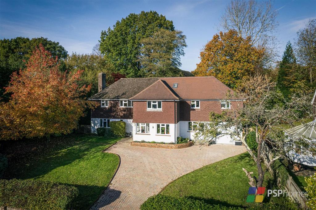 Lucastes Lane, Haywards Heath 6 bed detached house for sale £1,250,000