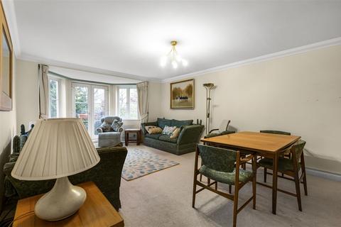 2 bedroom flat for sale, Village Road, Enfield