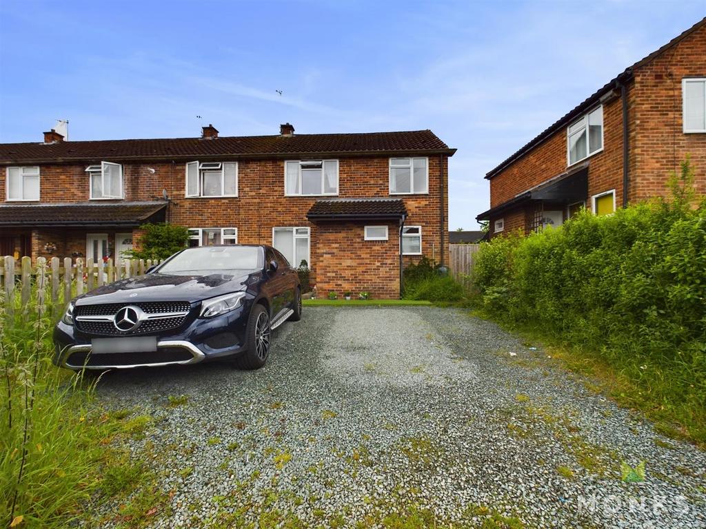 College Road, Oswestry 3 bed end of terrace house for sale £170,000