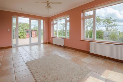 3 bedroom detached bungalow to rent, The Street, Great Wratting CB9