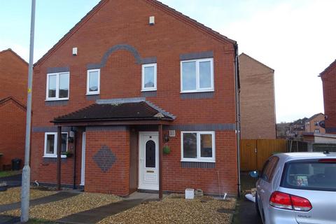 2 bedroom house to rent, Wynn-Griffith Drive, Tipton