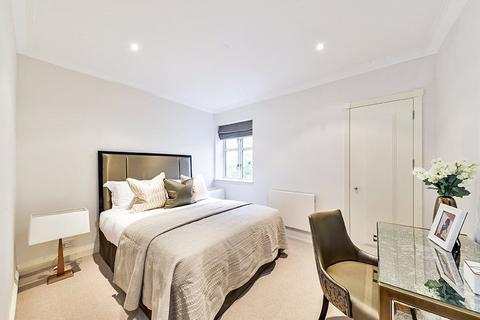 2 bedroom apartment for sale, Walnut Court, St. Marys Gate, London, W8