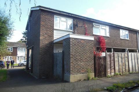 3 bedroom maisonette for sale, Earls Willow, New Bradwell, Milton Keynes