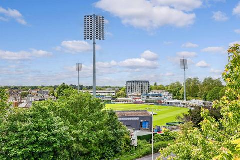 2 bedroom penthouse for sale, New London Road, Chelmsford