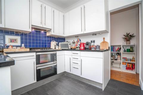 2 bedroom maisonette for sale, Park Avenue North, London, N8