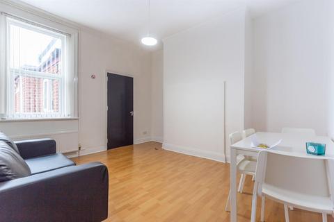 4 bedroom maisonette to rent, £80pppw - Tamworth Road, Arthurs Hill, NE4