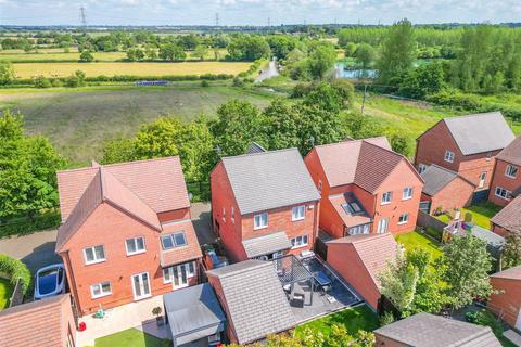 4 bedroom detached house for sale, Quincy Close, Nuneaton