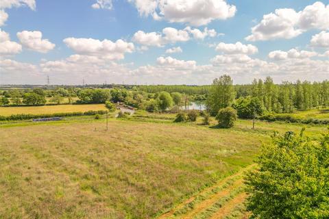 4 bedroom detached house for sale, Quincy Close, Bramcote Manor