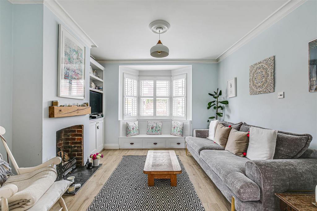 Madan Road, Westerham TN16 4 bed semidetached house for sale £625,000