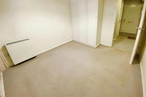 1 bedroom flat to rent, Gillett Close, Nuneaton