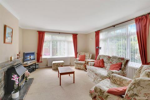 3 bedroom bungalow for sale, Cherry Grove, Barnstaple, North Devon, EX32