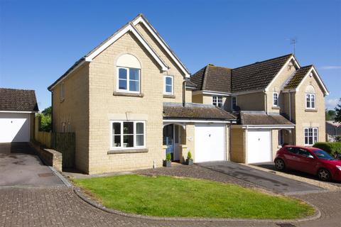 4 bedroom detached house for sale, 2 Park Close, Malmesbury