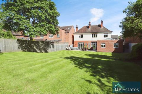 4 bedroom detached house for sale, Clarence Road, Hinckley