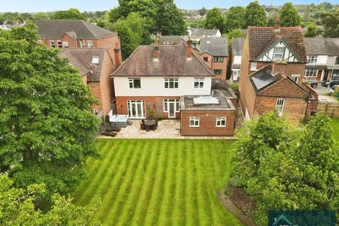 4 bedroom detached house for sale, Clarence Road, Hinckley