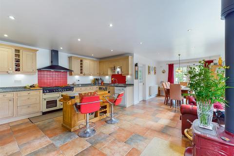 3 bedroom detached house for sale, Stocks Lane, Newland, Malvern