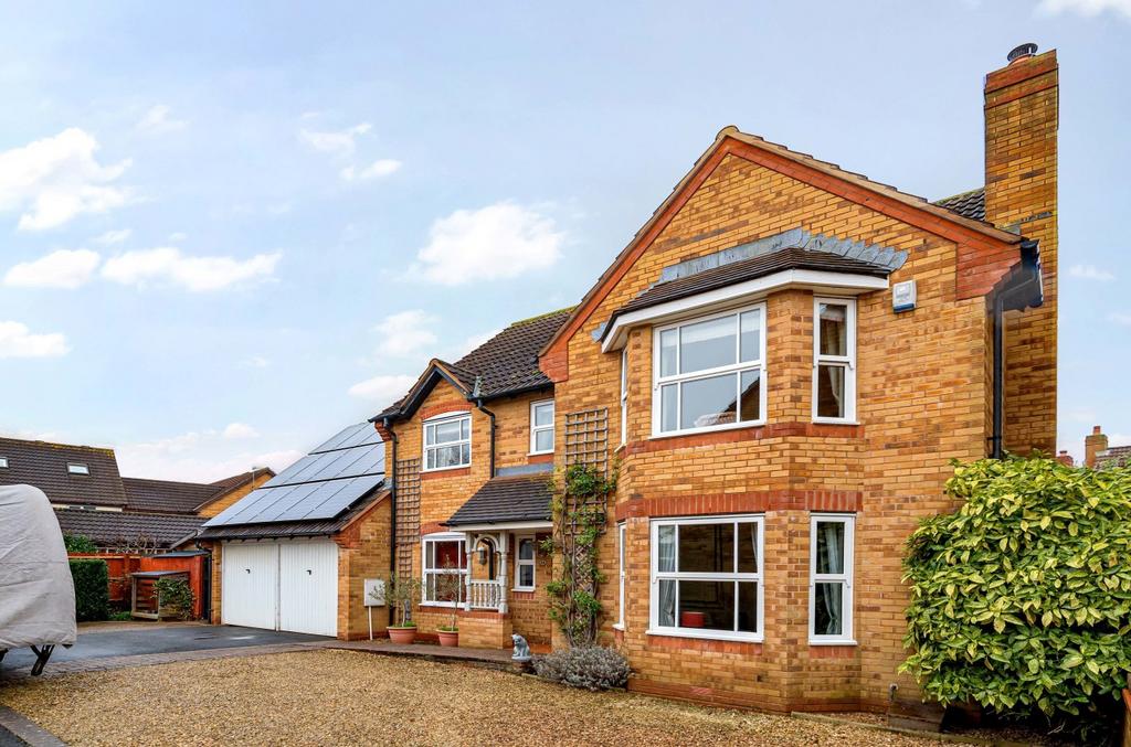 Waterleaze, Taunton, TA2 4 bed detached house £565,000