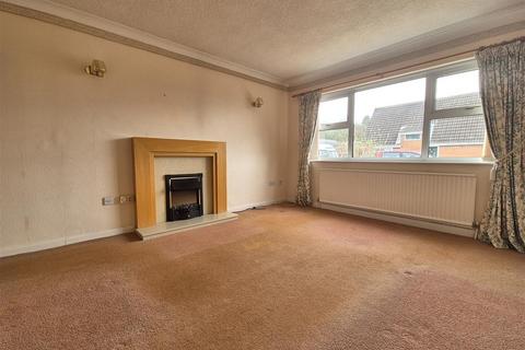 2 bedroom detached bungalow for sale, Forest Drive, Lytham