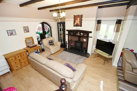 5 bedroom farm house for sale, Bolton Road, Heath Charnock, Chorley