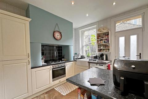 4 bedroom terraced house for sale, James Street, Holywell Green