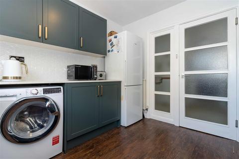 2 bedroom flat for sale, Rowlands Road, Worthing