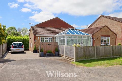 2 bedroom detached bungalow for sale, Holywell Road, Alford