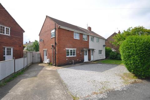 16 The Oval, Dunscroft, Doncaster, DN7 4EE