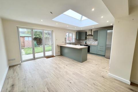 3 bedroom detached house for sale, Heron Lane, Stratford-Upon-Avon CV37