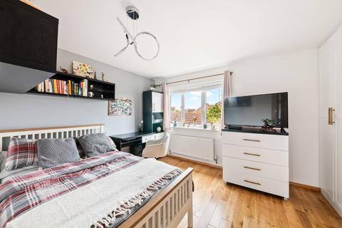 2 bedroom end of terrace house for sale, Paddington Close, Hayes