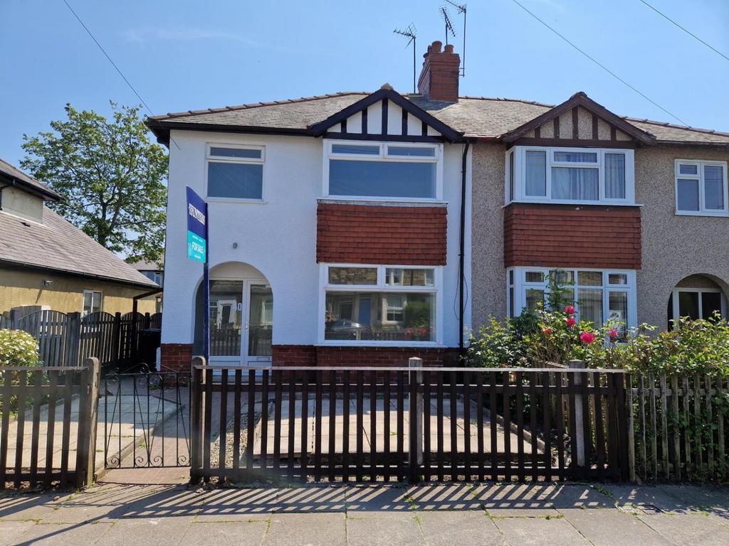 Albert Road, Harrogate, HG1 4HX 3 bed semidetached house for sale £