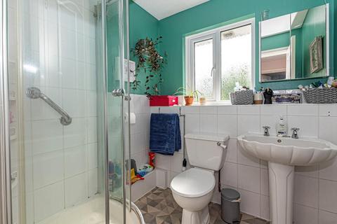 33 Chapel Meadow, Tring, HP23 5HB