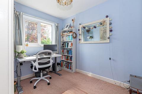 33 Chapel Meadow, Tring, HP23 5HB