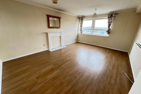 2 bedroom flat for sale, Firmstone Court, Stourbridge, DY8 4NU