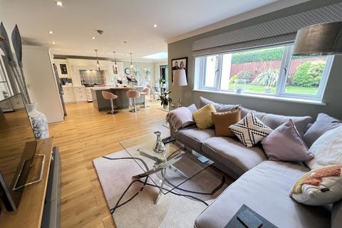 59 Barnston Road, Heswall, Wirral, CH60 2SS