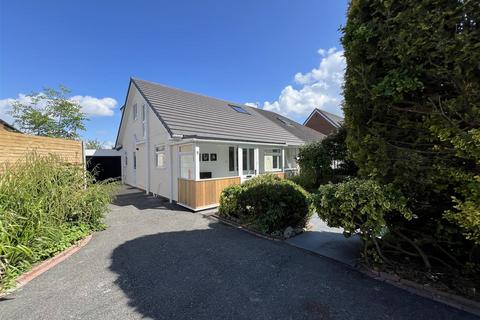 4 bedroom semi-detached bungalow for sale, Seven Acres Lane, Thingwall, Wirral