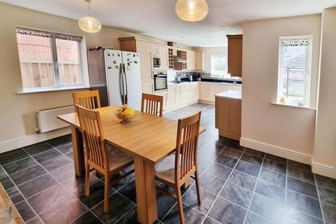 4 bedroom detached house for sale, Bulman Walk, Willington, Crook