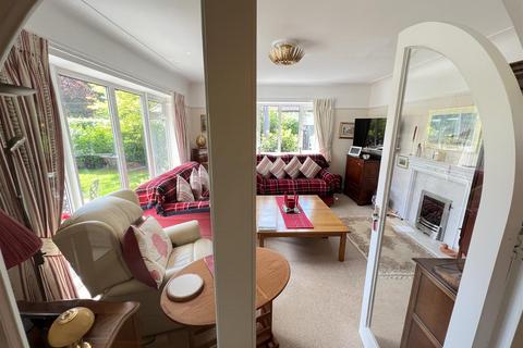5 Heathway, Wirral, CH60 2TL