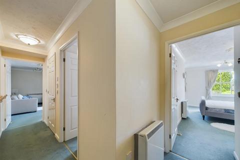 2 bedroom apartment for sale, Stockbridge Road, Chichester