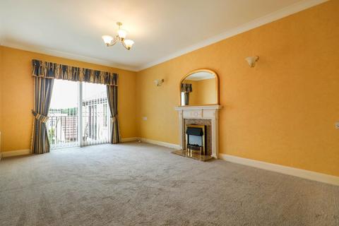 2 bedroom apartment for sale, Harlow Grange Park, Beckwithshaw, Harrogate HG31PX