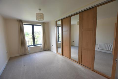 2 bedroom apartment to rent, Basin Road, Worcester WR5