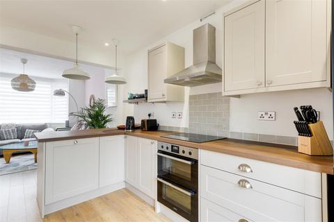 400 Perry Road, Nottingham, NG5 1GS