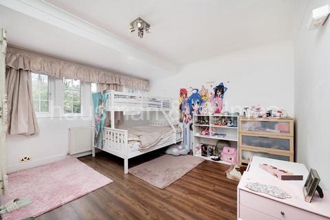 4 bedroom house for sale, Hodford Road, London