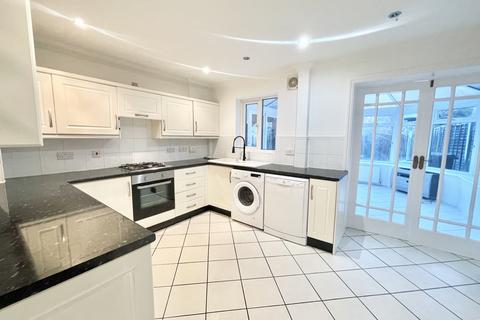 undefined, Cannon Mews, Waltham Abbey, EN9