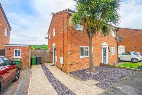 2 bedroom semi-detached house for sale, Muirfield Rise, St. Leonards-On-Sea