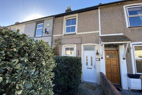 2 bedroom terraced house to rent, Invicta Road, Dartford