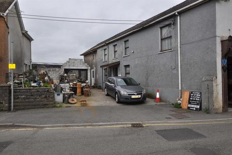 2 bedroom flat for sale, 2 x 2 Bed Properties plus Shop Station Road, St. Clears, Carmarthen