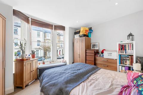 1 bedroom flat to rent, Branksome Road, SW2