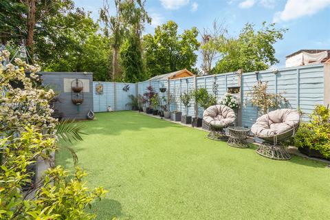 45 Faversham Road, Morden, SM4 6RE