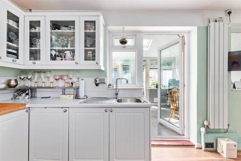 45 Faversham Road, Morden, SM4 6RE