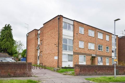 2 bedroom flat for sale, Blindmans Lane, Cheshunt EN8