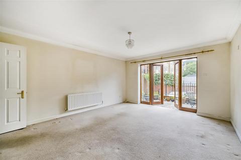 3 bedroom mews for sale, East Lane, Kingston Upon Thames